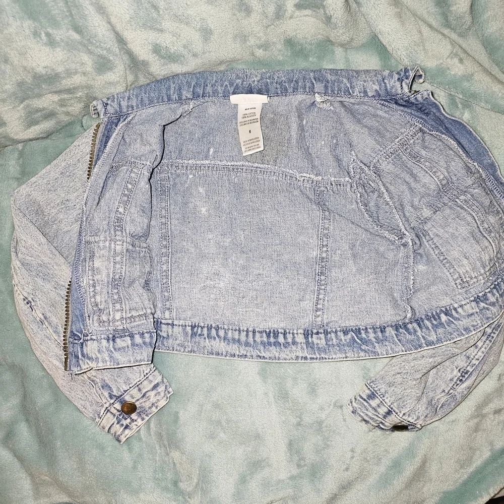 Kids Little Lass Blue Cropped Jean Jacket with Distressed Texture